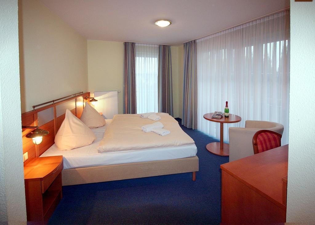 Haus Weida Hotel Breege Phòng bức ảnh